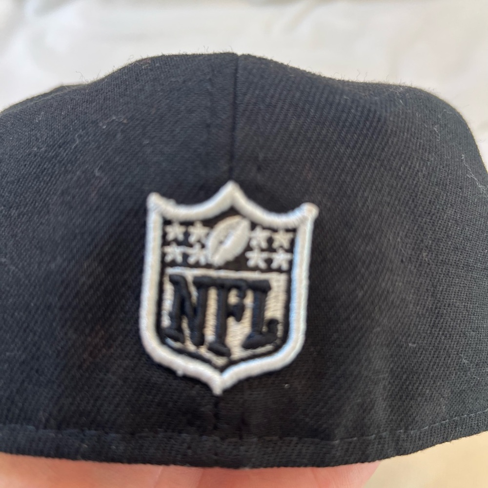 Las Vegas Raiders NFL New Era 59fifty
Fitted‎ Black, Gray Hat cap - Picture 6 of 11